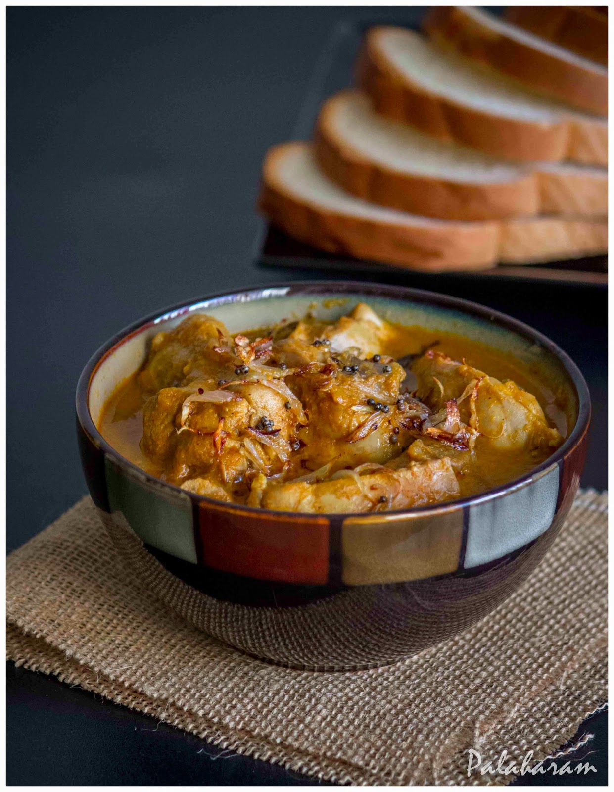 PUTTU + CHICKEN CURRY