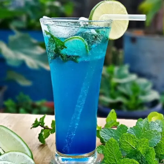 BLUE LAGHOON MOJITO