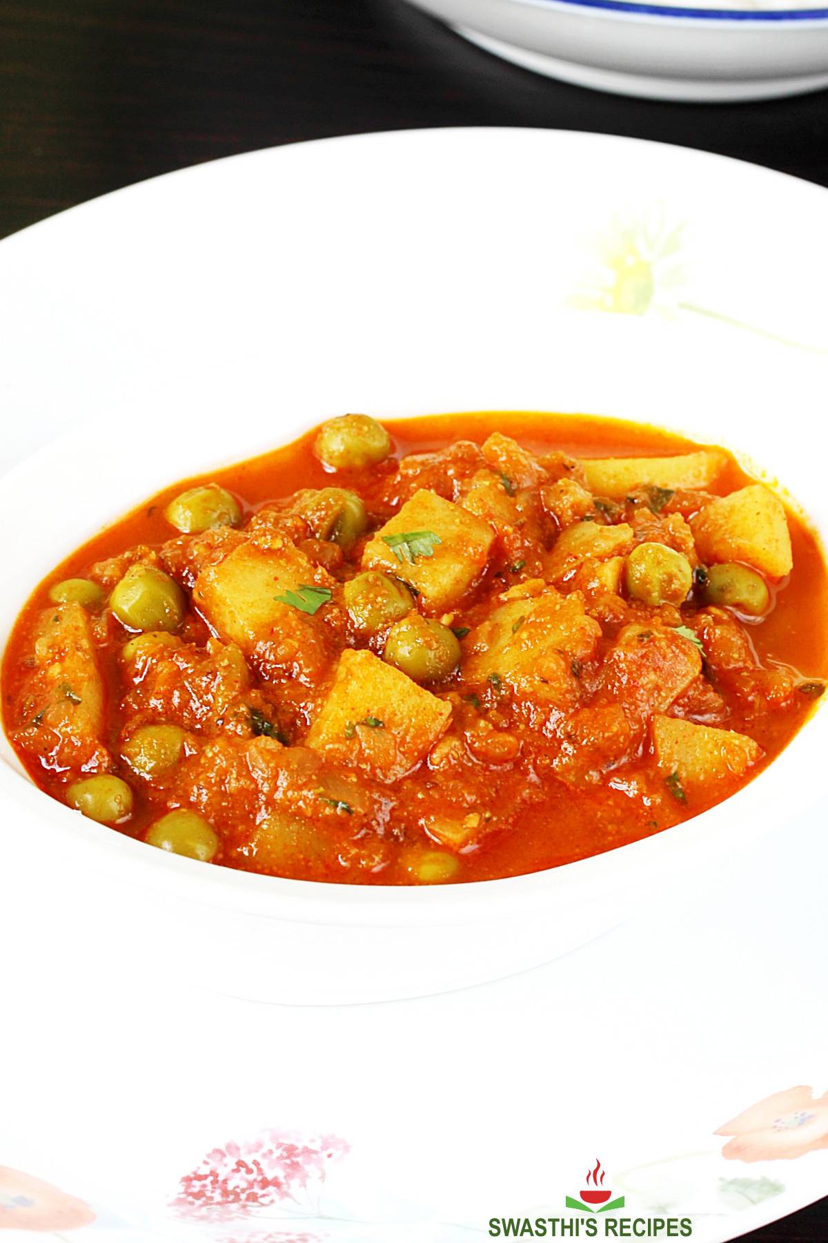 ALOO MUTTER