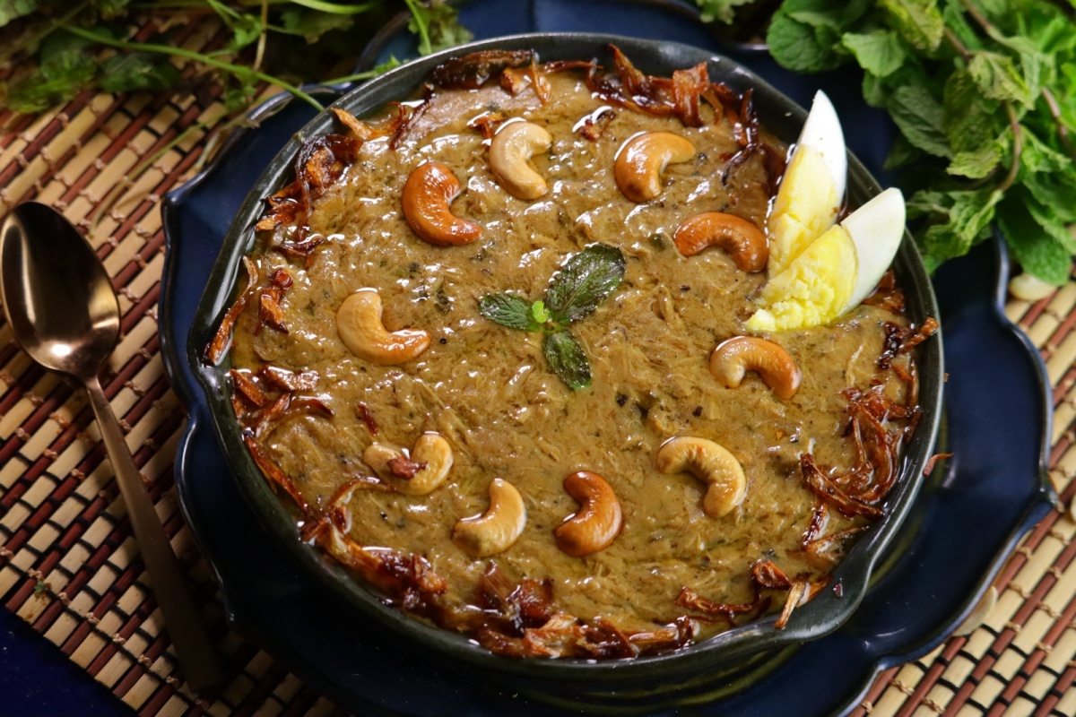 CHICKEN HALEEM