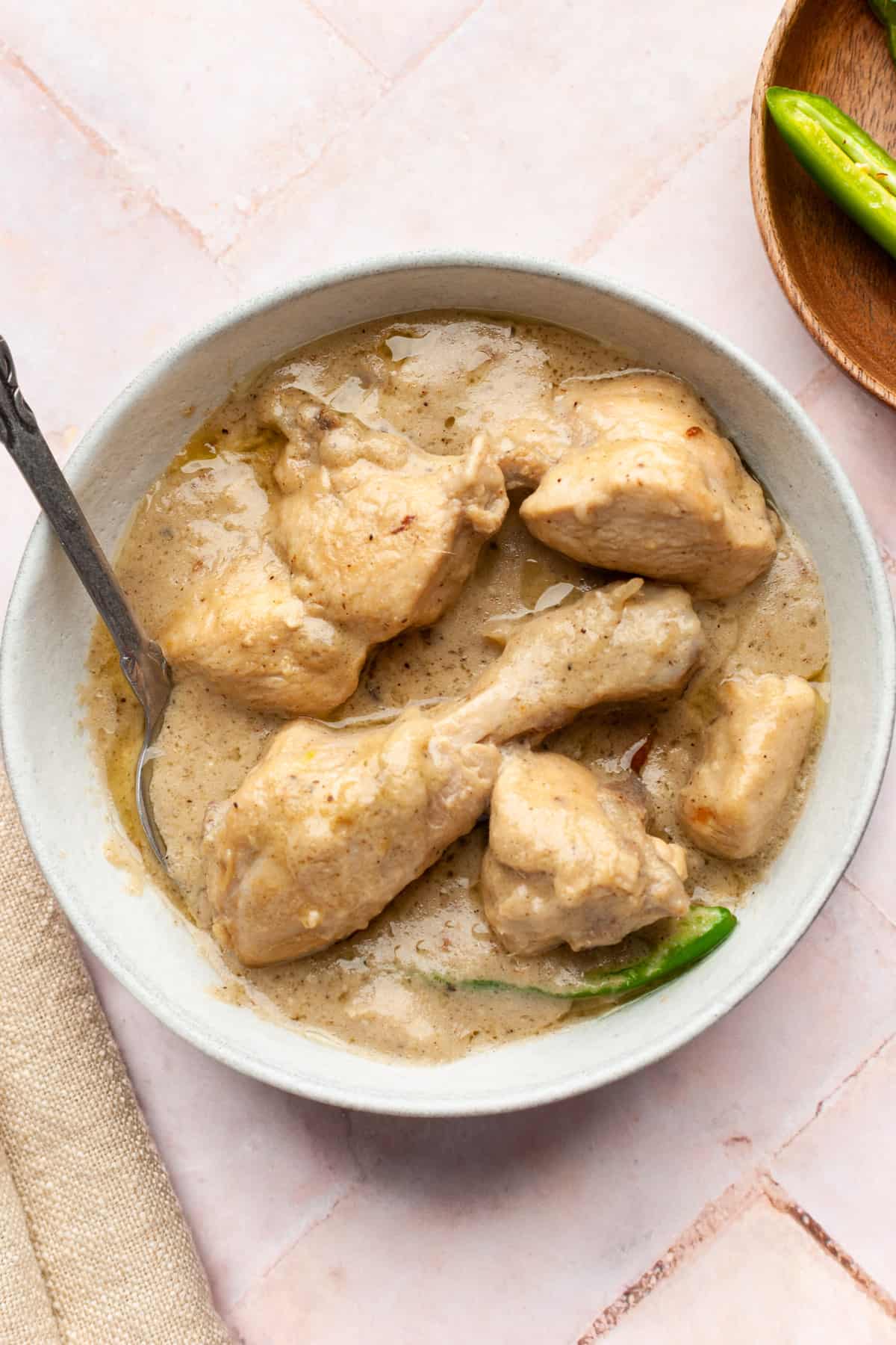 CHICKEN WHITE HANDI