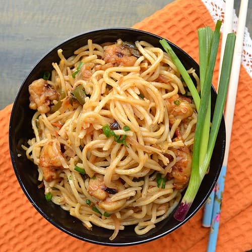 PRAWNS SCHEZWAN NOODLES