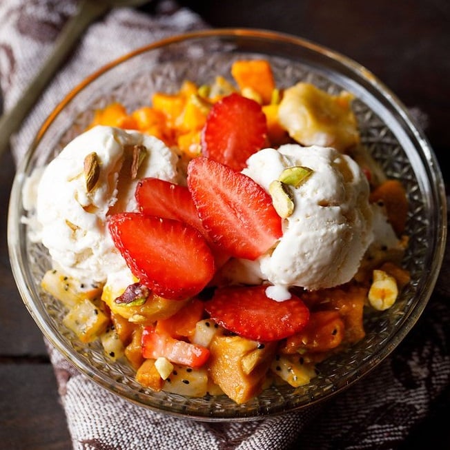 Fruit Salad W. Ice Cream
