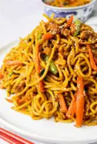 CHICKEN NOODLES
