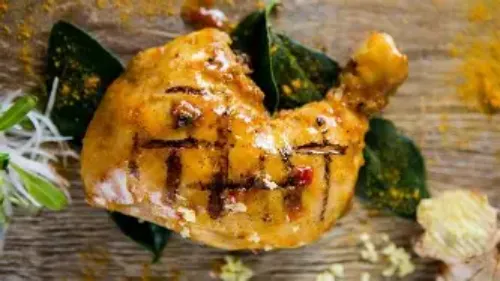 GINGER CHICKEN 