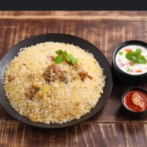 Malabar Chicken Dum Biriyani (برياني دجاج ملبار)