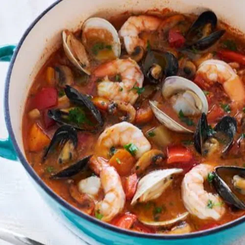 Seafood Soup (شوربة مأكولات بحرية)