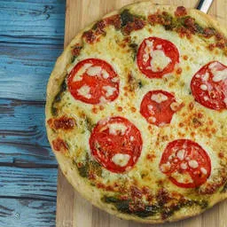 Tomato Pesto Pizza