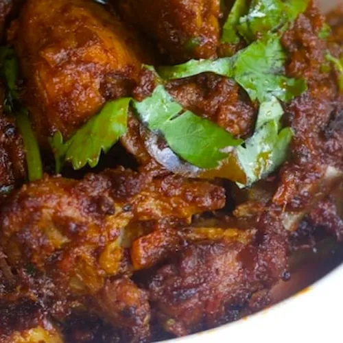 Kozhi Pirattu