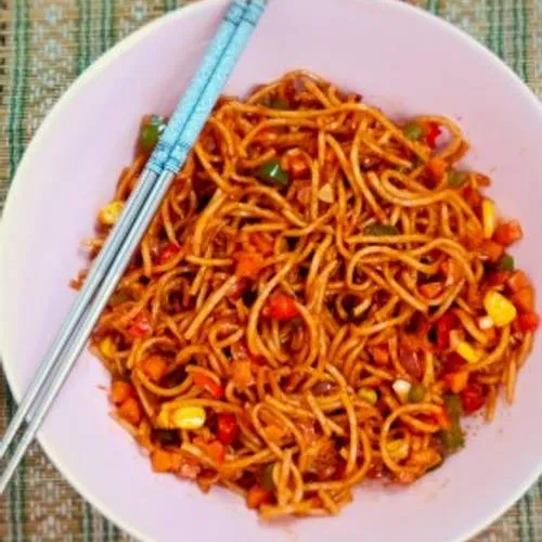 Schezwan Veg Noodles