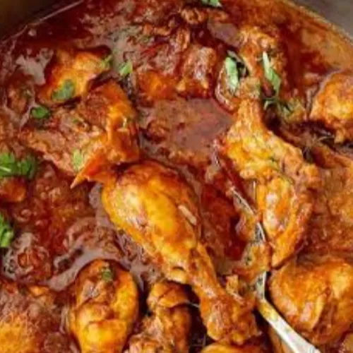 Varatharacha Kozhi Curry