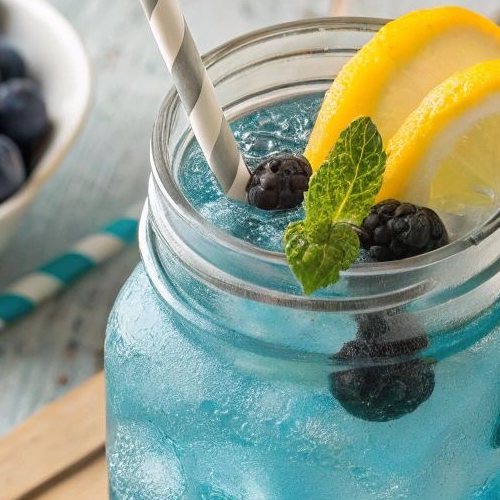 Blue coracao mojito 