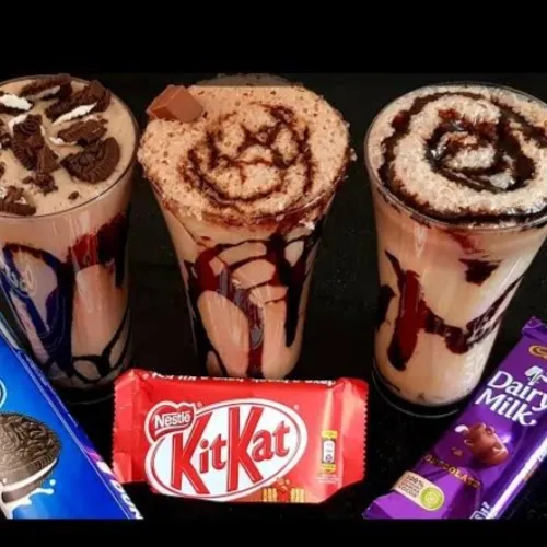 Oreo/Kitkat/Snickers/Dairy Milk Shake