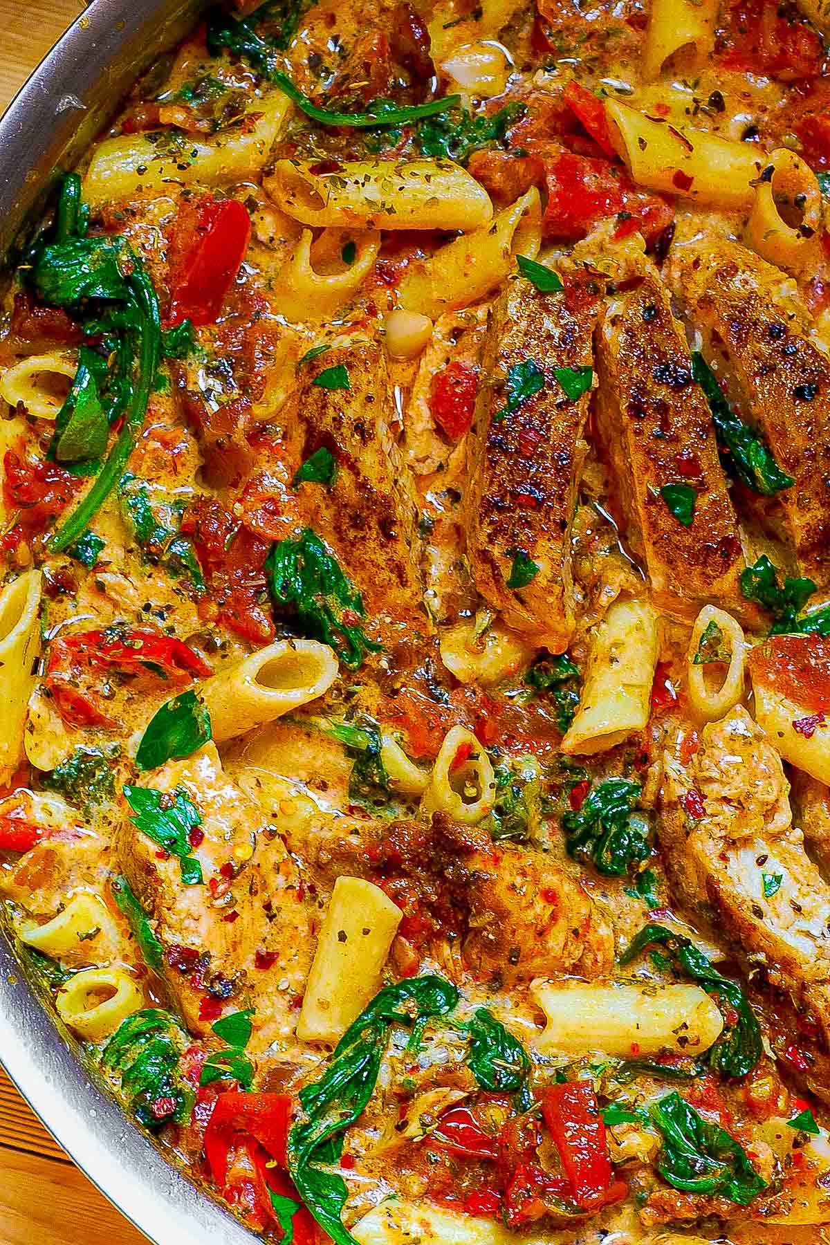 CHICKEN PASTA