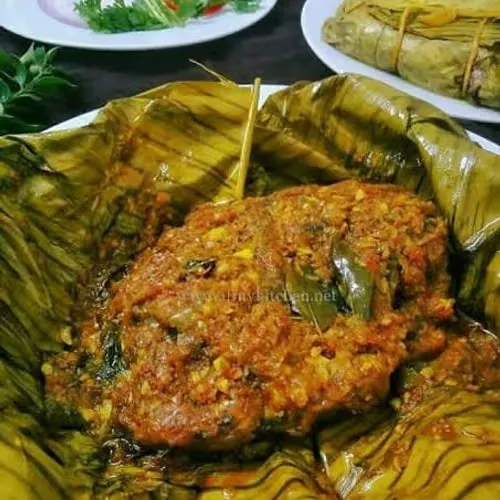 Fish Pollichathu