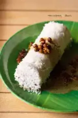 Puttu with Chicken Stew