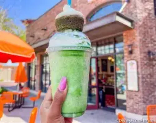 GREEN VELVET SHAKE