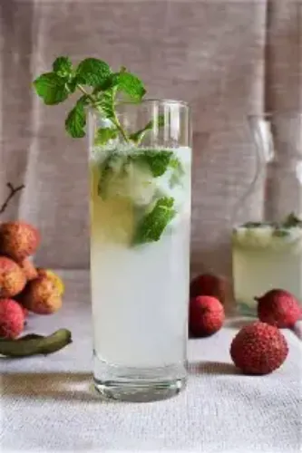 Litchi Mojito