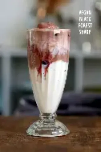 WHITE FOREST SHAKE