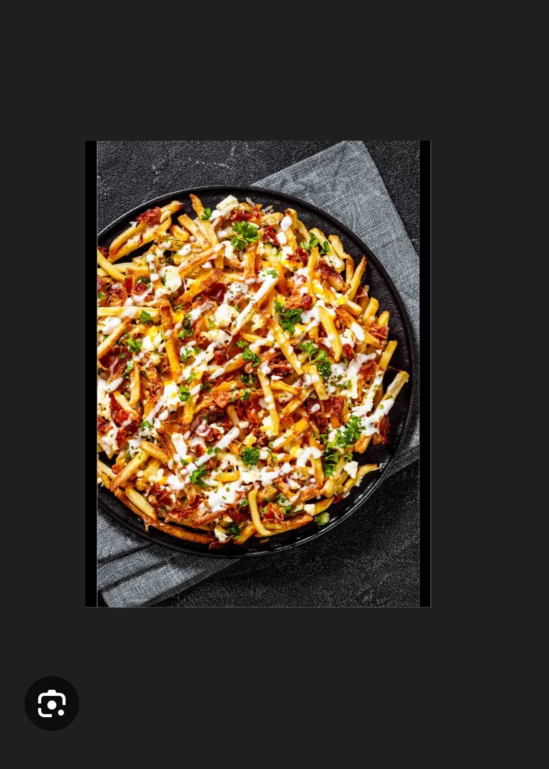 Crispy coin with Rosted chilly Garlic cheese melt