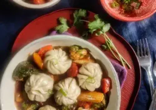Veg Hot&Honey Momos (10 Pcs)