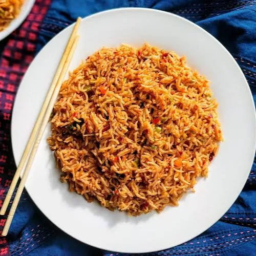 Schezwan chicken fried rice 