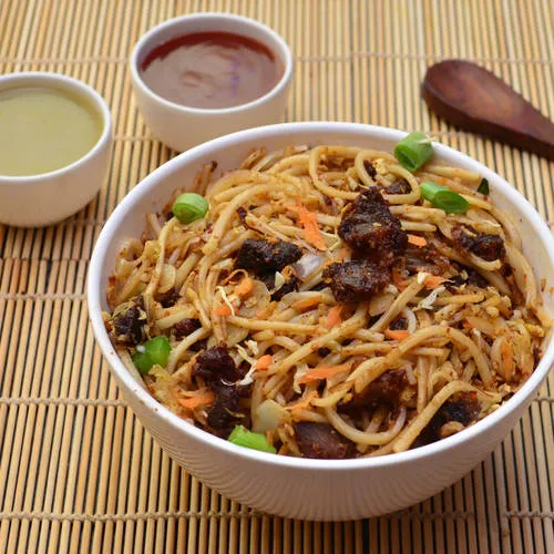BEEF NOODLES
