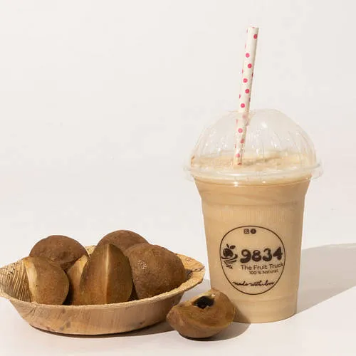 Chikoo Milkshake