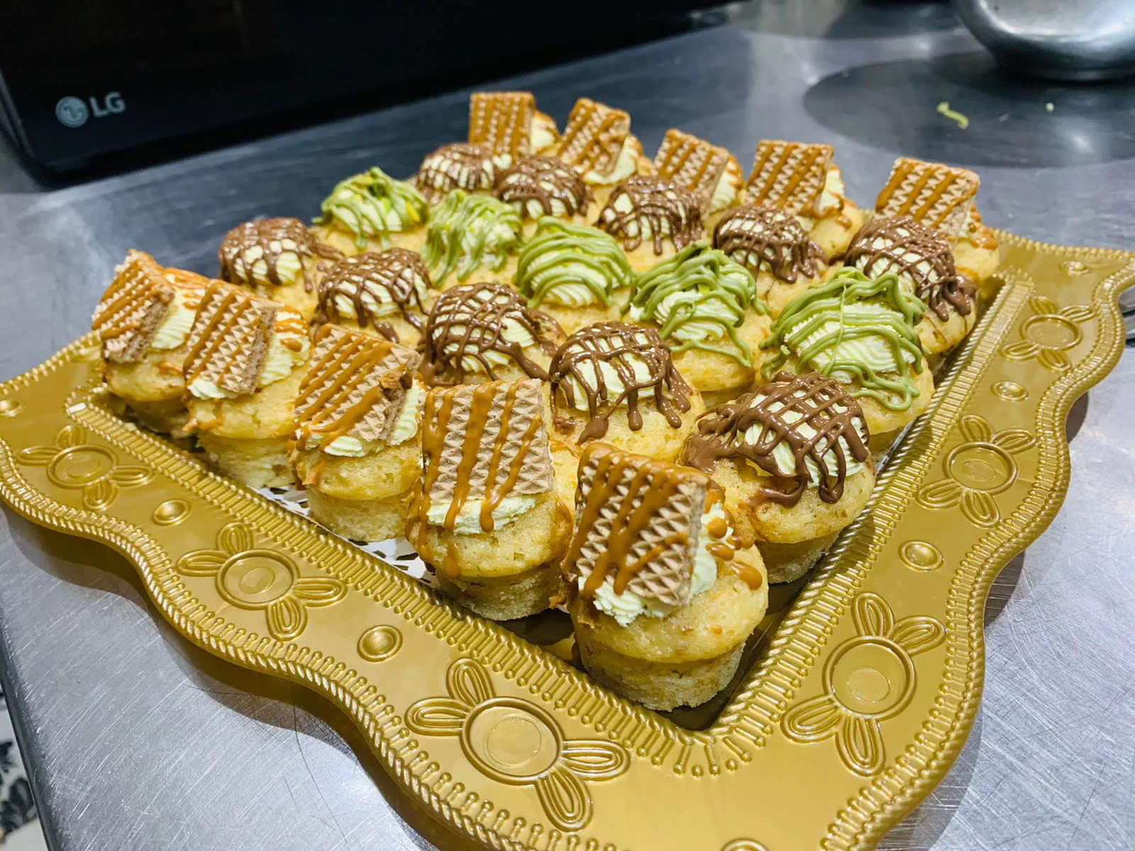 English cake (كعكة إنجليزية)