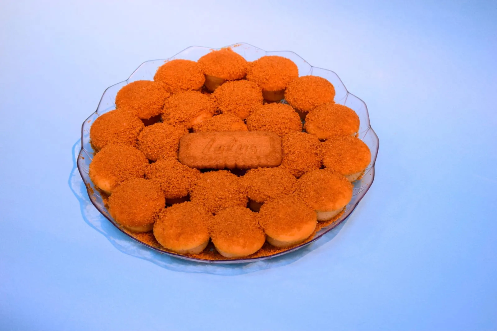 Lotus cake (كعكة اللوتس)