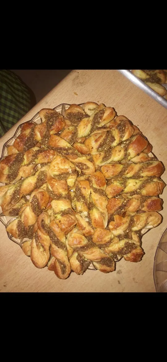 Moula zatar (مولات زعتر)