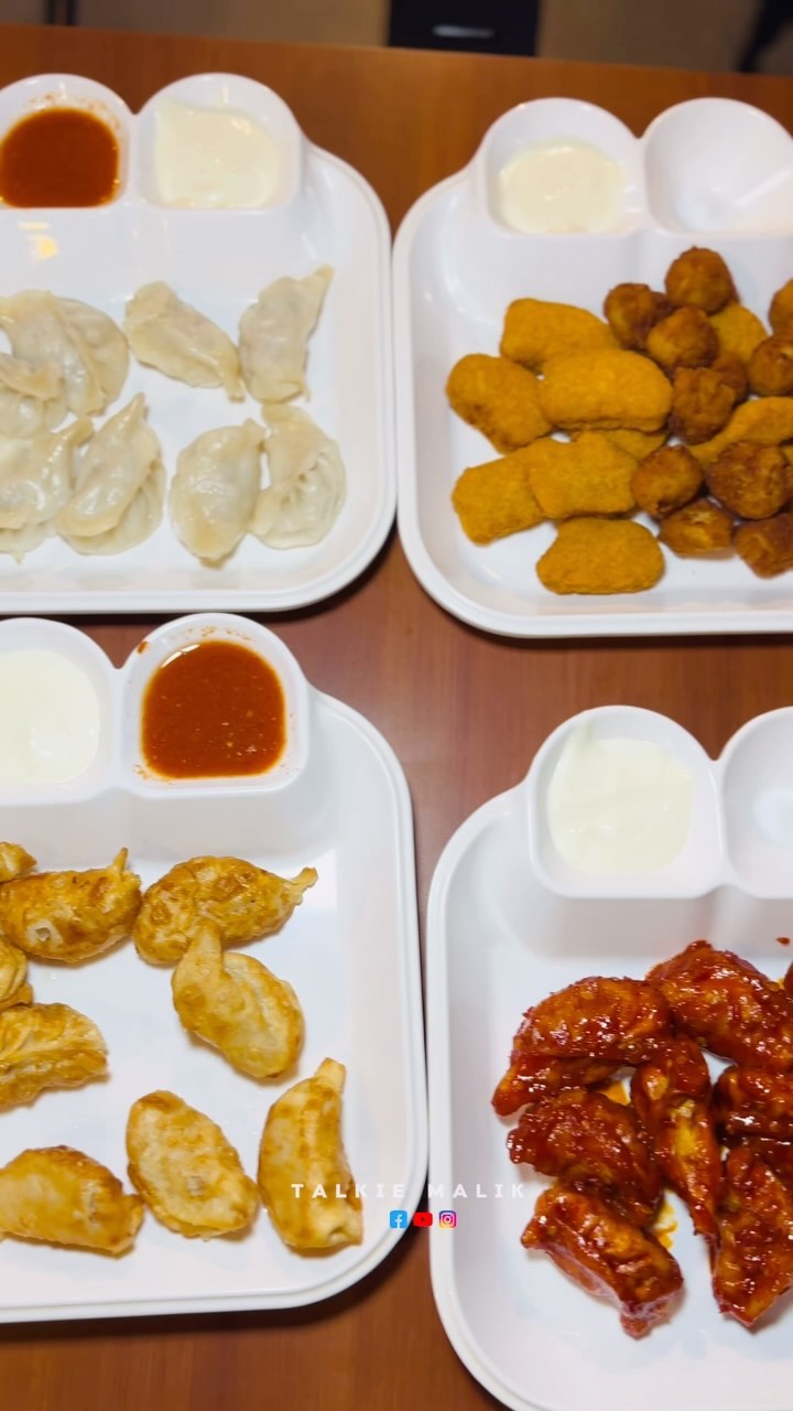 Momos
