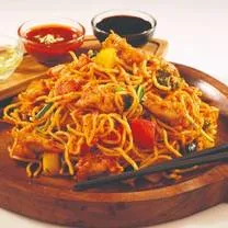 SCHEZWAN VEG NOODLES