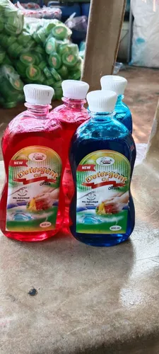 Detergent oil