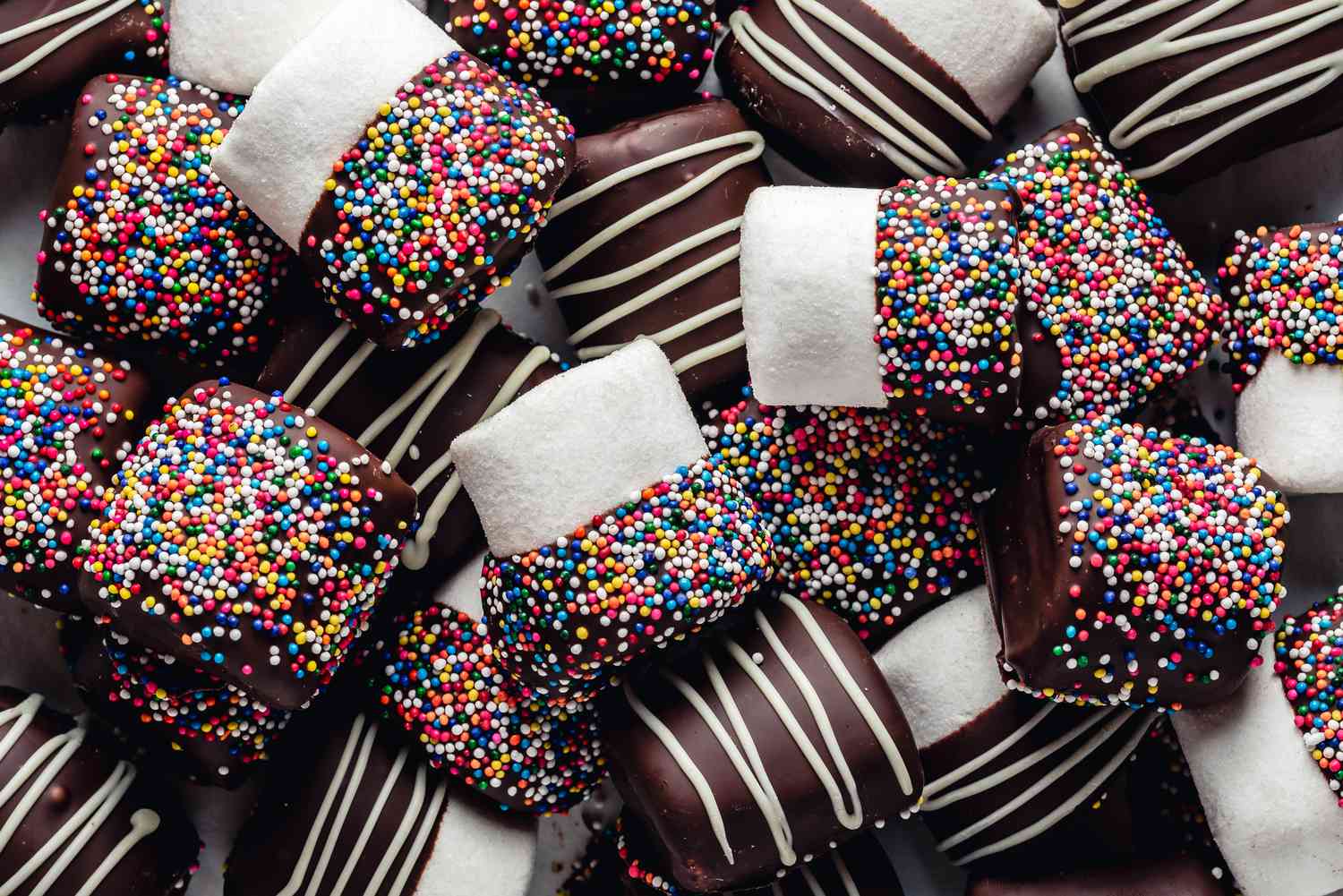 Marshmallow choco dip