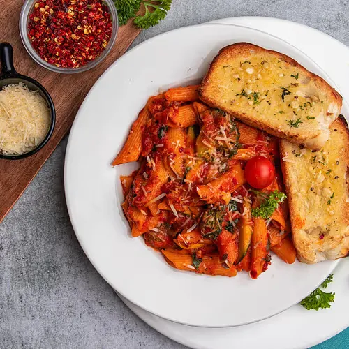 Arrabbiata Veg Pasta