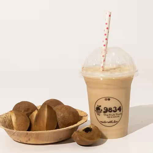 Chikoo (Sapota) Milkshake