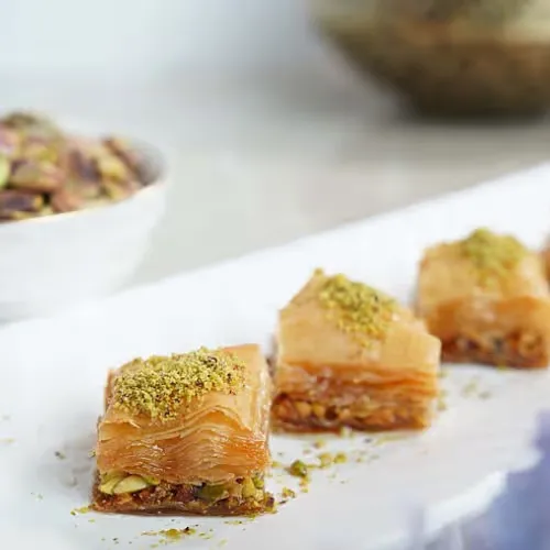 Milkcake with Pistachio