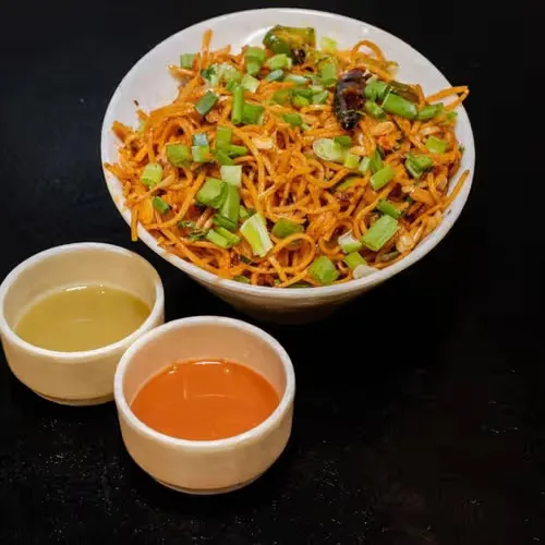Paneer Schezwan Noodles
